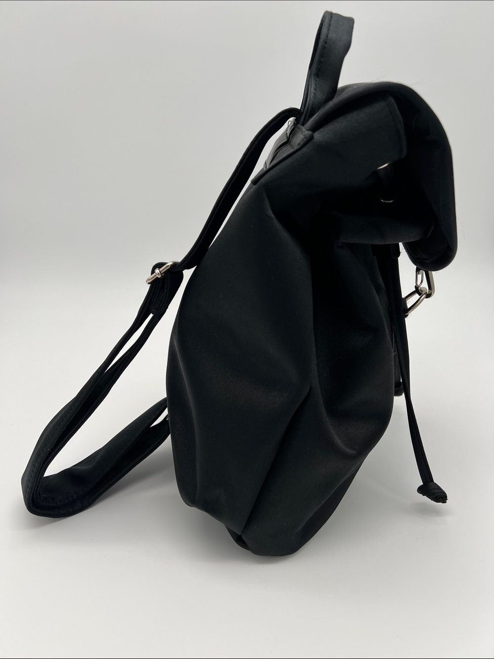 Vintage Warner Bros. Studio Store Black Tweety Bird Embroidered Mini Backpack - Picture 3 of 13